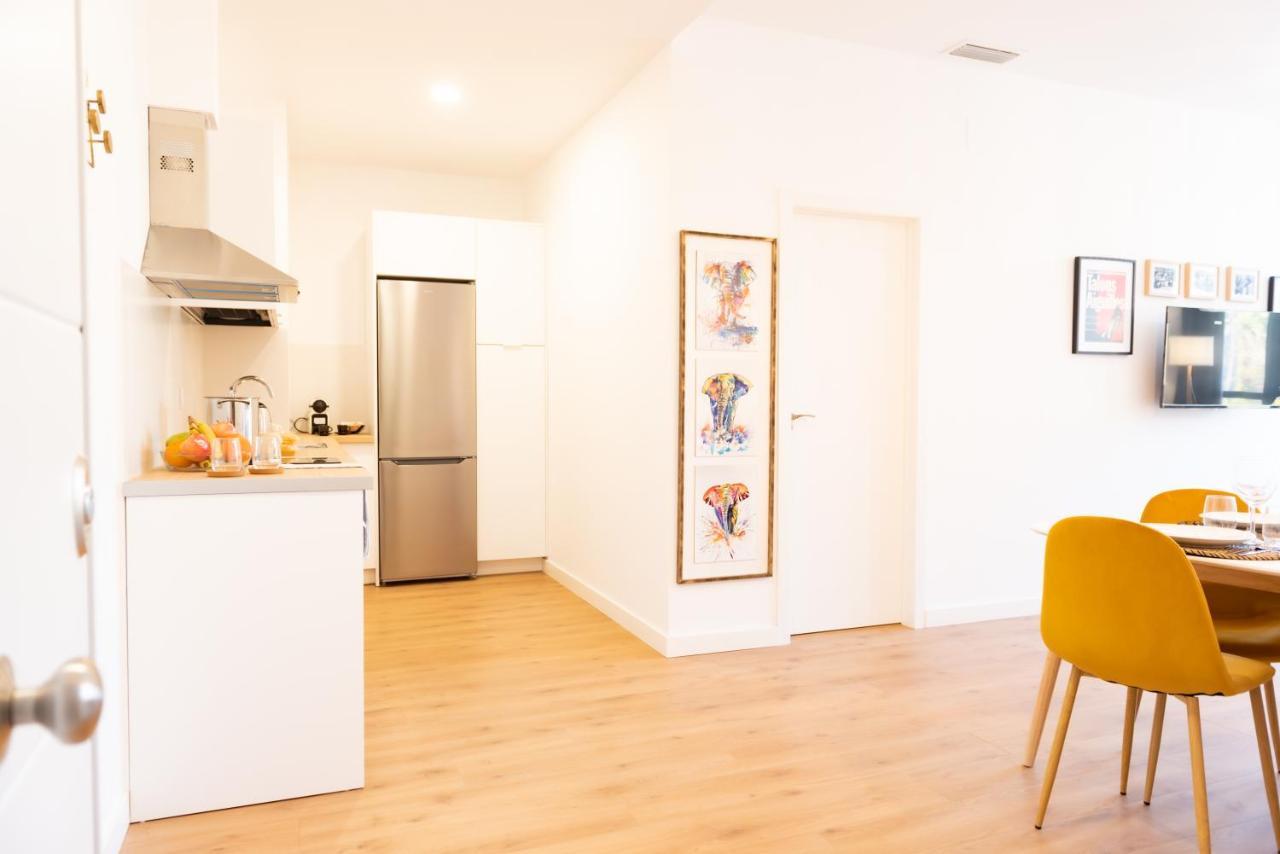 Apartamentos Jardines De Meca Sevilla Bagian luar foto